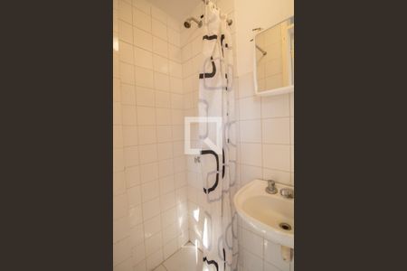 Casa de condomínio à venda com 150m², 4 quartos e 1 vagaBanheiro