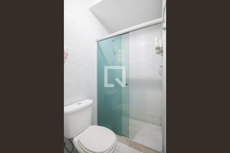 Casa de condomínio à venda com 150m², 4 quartos e 1 vagaBanheiro