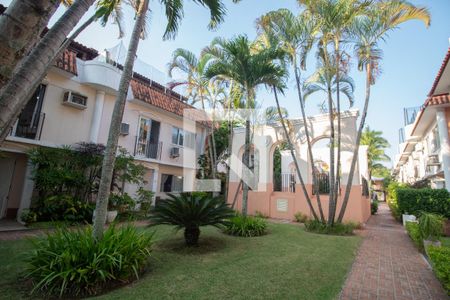 Casa de condomínio à venda com 150m², 4 quartos e 1 vagaÁrea comum