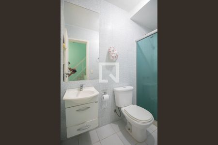 Casa de condomínio à venda com 150m², 4 quartos e 1 vagaBanheiro