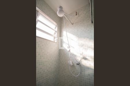 Casa de condomínio à venda com 150m², 4 quartos e 1 vagaBanheiro