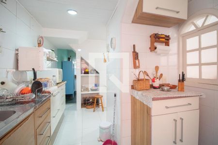 Casa de condomínio à venda com 150m², 4 quartos e 1 vagaCozinha 
