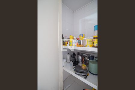 Casa de condomínio à venda com 150m², 4 quartos e 1 vagaDespensa