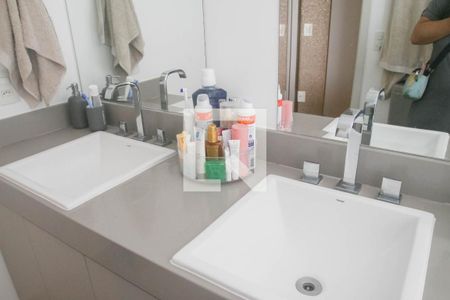 Apartamento à venda com 160m², 5 quartos e 2 vagasBanheiro da Suíte Master