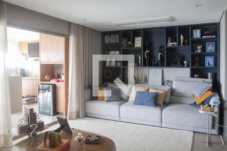 Apartamento à venda com 160m², 5 quartos e 2 vagasSala