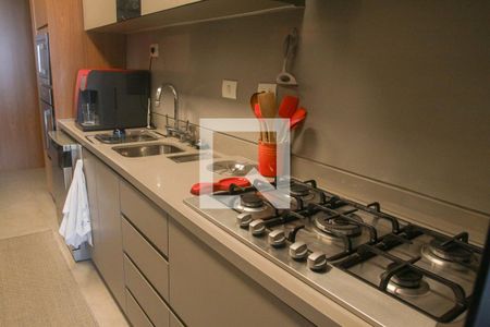 Apartamento à venda com 160m², 5 quartos e 2 vagasCozinha
