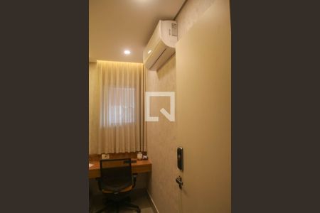 Apartamento à venda com 160m², 5 quartos e 2 vagasQuarto 2