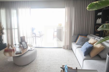 Apartamento à venda com 160m², 5 quartos e 2 vagasSala