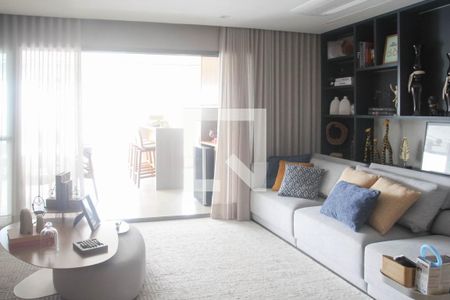 Apartamento à venda com 160m², 5 quartos e 2 vagasSala