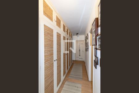 Corredor de apartamento para alugar com 4 quartos, 214m² em Itaim Bibi, São Paulo