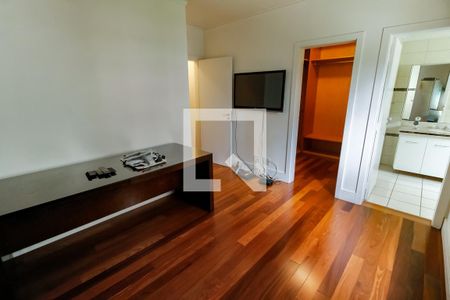 Apartamento à venda com 390m², 6 quartos e 4 vagasSuíte 3