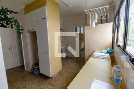 Apartamento à venda com 390m², 6 quartos e 4 vagasÁrea de Serviço