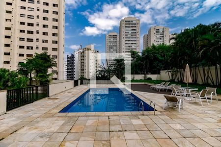Apartamento à venda com 390m², 6 quartos e 4 vagasÁrea comum - Piscina
