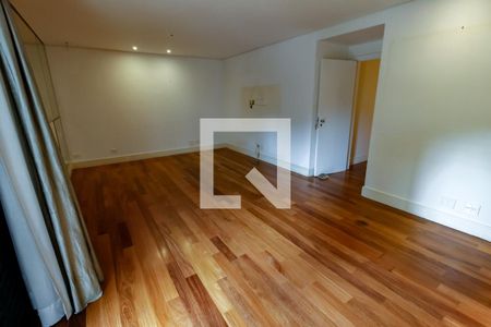 Apartamento à venda com 390m², 6 quartos e 4 vagasSuíte 4
