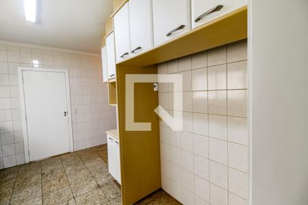 Apartamento à venda com 390m², 6 quartos e 4 vagasCozinha - Armários