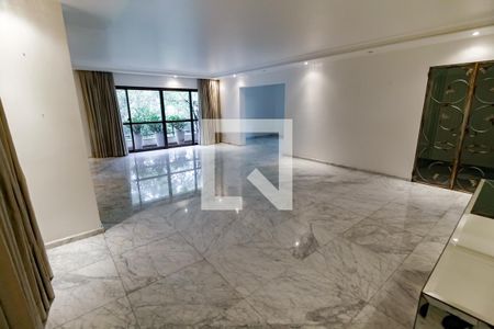 Sala 1 de apartamento para alugar com 6 quartos, 390m² em Vila Suzana, São Paulo