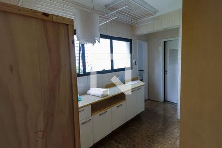 Apartamento à venda com 390m², 6 quartos e 4 vagasÁrea de Serviço
