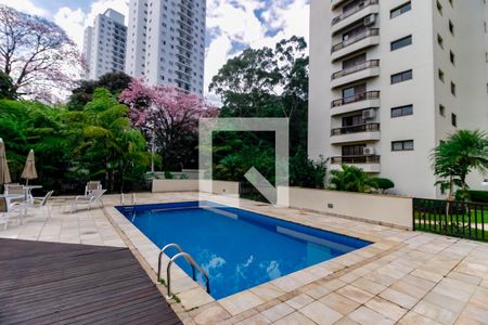 Apartamento à venda com 390m², 6 quartos e 4 vagasÁrea comum - Piscina