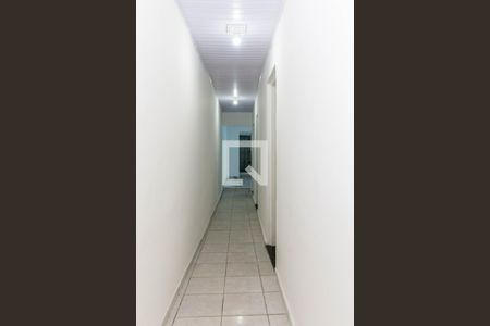 Corredor de casa para alugar com 2 quartos, 103m² em Vila Augusta, Guarulhos