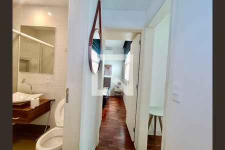 Corredor  de apartamento à venda com 2 quartos, 80m² em Copacabana, Rio de Janeiro