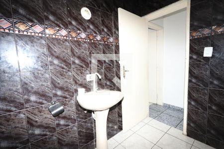 Casa para alugar com 150m², 2 quartos e 2 vagasBanheiro