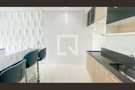 Casa para alugar com 74m², 2 quartos e 2 vagasCozinha
