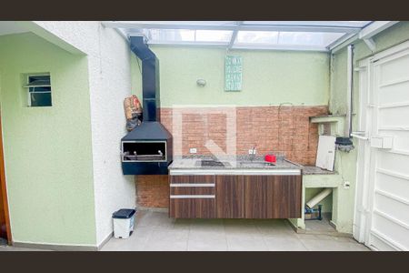 Casa para alugar com 74m², 2 quartos e 2 vagasGaragem - Churrasqueira