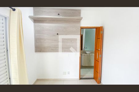 Casa para alugar com 74m², 2 quartos e 2 vagasQuarto 1