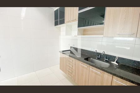 Casa para alugar com 74m², 2 quartos e 2 vagasCozinha