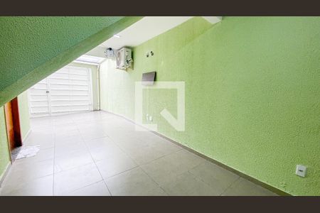 Casa para alugar com 74m², 2 quartos e 2 vagasGaragem - Area de Serviço