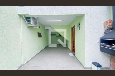 Casa para alugar com 74m², 2 quartos e 2 vagasGaragem - Area de Serviço