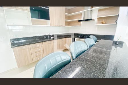 Casa para alugar com 74m², 2 quartos e 2 vagasCozinha