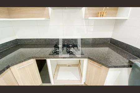 Casa para alugar com 74m², 2 quartos e 2 vagasCozinha