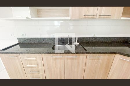 Casa para alugar com 74m², 2 quartos e 2 vagasCozinha