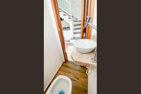 Lavabo de casa para alugar com 2 quartos, 74m² em Vila Alice, Santo André