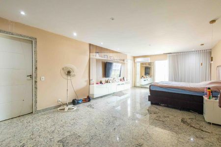 Casa de condomínio à venda com 450m², 5 quartos e 4 vagasSuíte 2