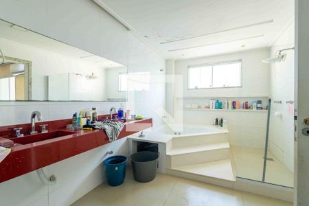 Casa de condomínio à venda com 450m², 5 quartos e 4 vagasBanheiro da Suíte 2