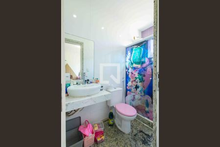 Casa de condomínio à venda com 450m², 5 quartos e 4 vagasBanheiro da Suíte 3