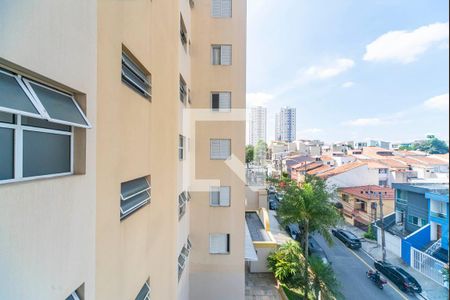 Vista do Quarto 2 de apartamento para alugar com 3 quartos, 79m² em Vila Pires, Santo André