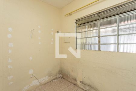 Casa para alugar com 114m², 2 quartos e 2 vagas Casa para alugar com 114m², 2 quartos e 2 vagasEdícula - quarto