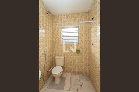 Casa para alugar com 114m², 2 quartos e 2 vagas Casa para alugar com 114m², 2 quartos e 2 vagasBanheiro