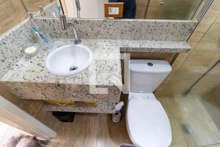 Apartamento à venda com 77m², 2 quartos e 1 vagaBanheiro