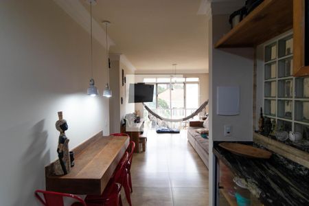 Apartamento à venda com 77m², 2 quartos e 1 vagaCozinha