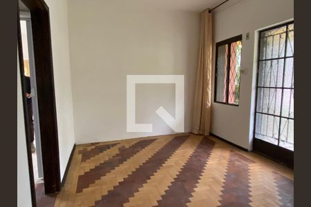 Sala  de casa para alugar com 3 quartos, 210m² em Vila Ipiranga, Porto Alegre