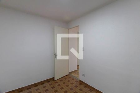 Quarto 1 de apartamento para alugar com 2 quartos, 50m² em Vila Ivone, São Paulo