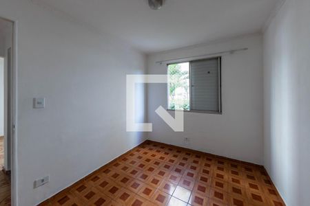 Quarto 2 de apartamento para alugar com 2 quartos, 50m² em Vila Ivone, São Paulo