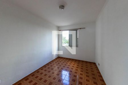 Quarto 1 de apartamento para alugar com 2 quartos, 50m² em Vila Ivone, São Paulo