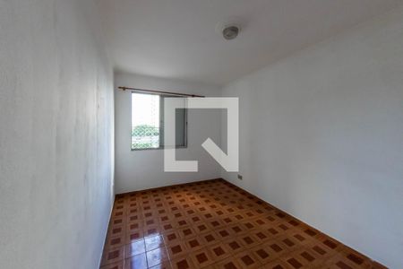 Quarto 1 de apartamento para alugar com 2 quartos, 50m² em Vila Ivone, São Paulo