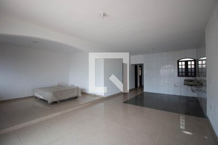 Sala de casa para alugar com 3 quartos, 200m² em Vila Carolina, São Paulo