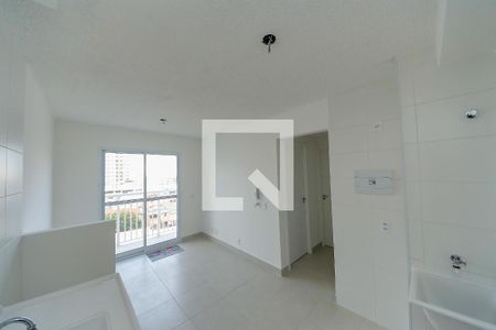 Sala/Cozinha de apartamento para alugar com 2 quartos, 32m² em Vila Ema, São Paulo